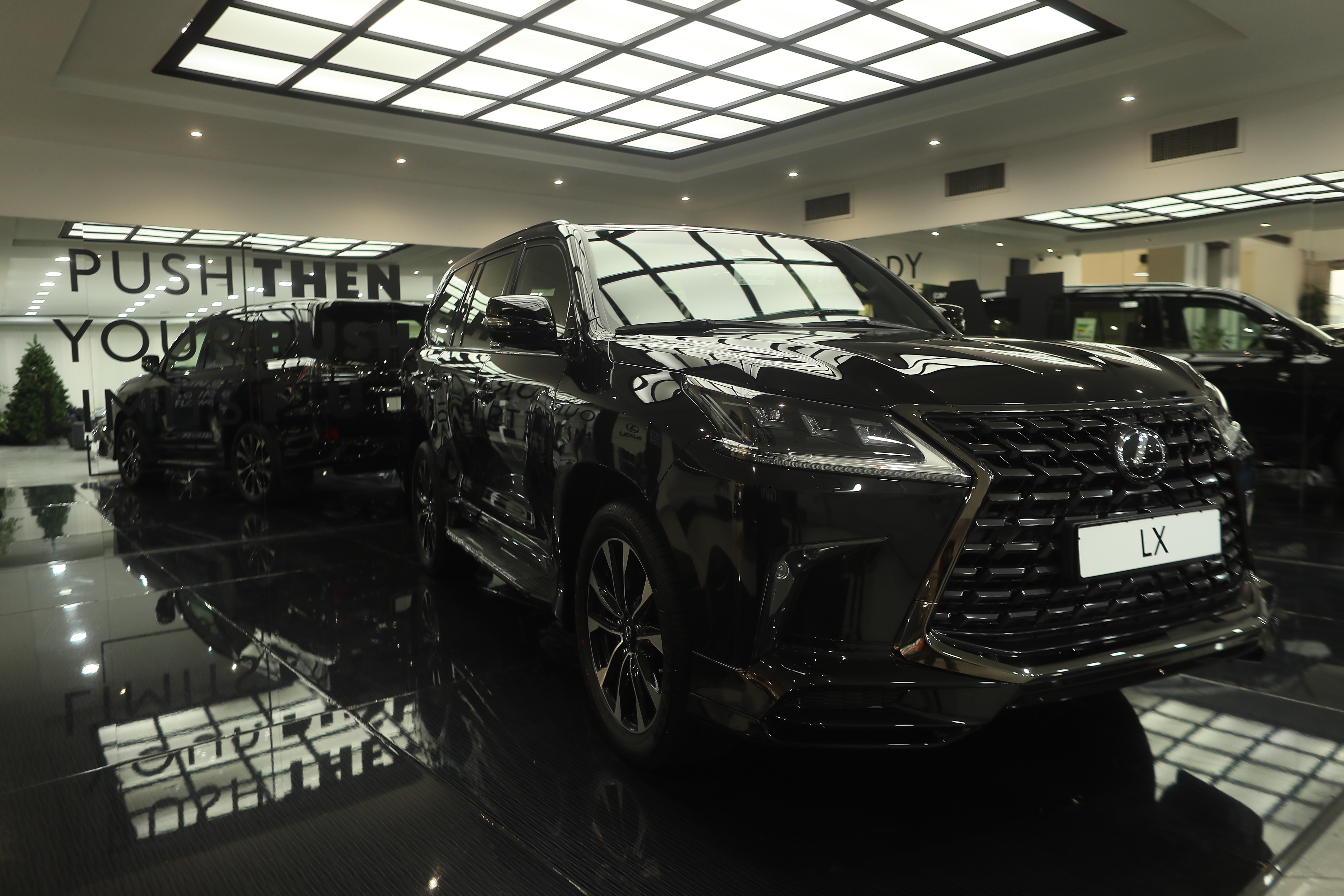 New vs Used cars New vs Used cars