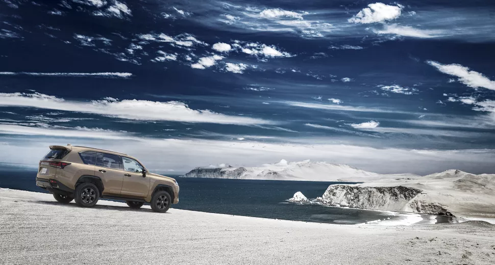 Lexus Jordan LX 700 HEV Specs